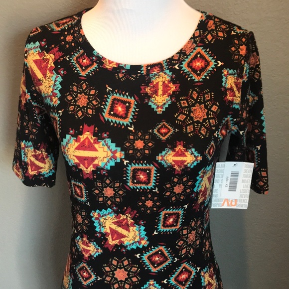 XS Lularoe Julia - Picture 2 of 4